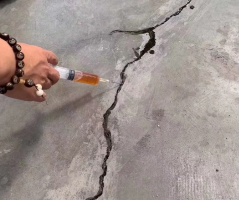 左权混凝土裂缝修补技术详解​
